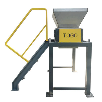 Capacité de traitement de 3000 à 10000 kg/jour Déchiqueteuse de déchets alimentaires avec moteur de protection contre la surcharge et sécurité à haut rendement